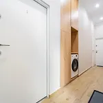 Chilling In The City Apartments